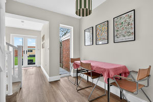 Photo 21- click for photo gallery